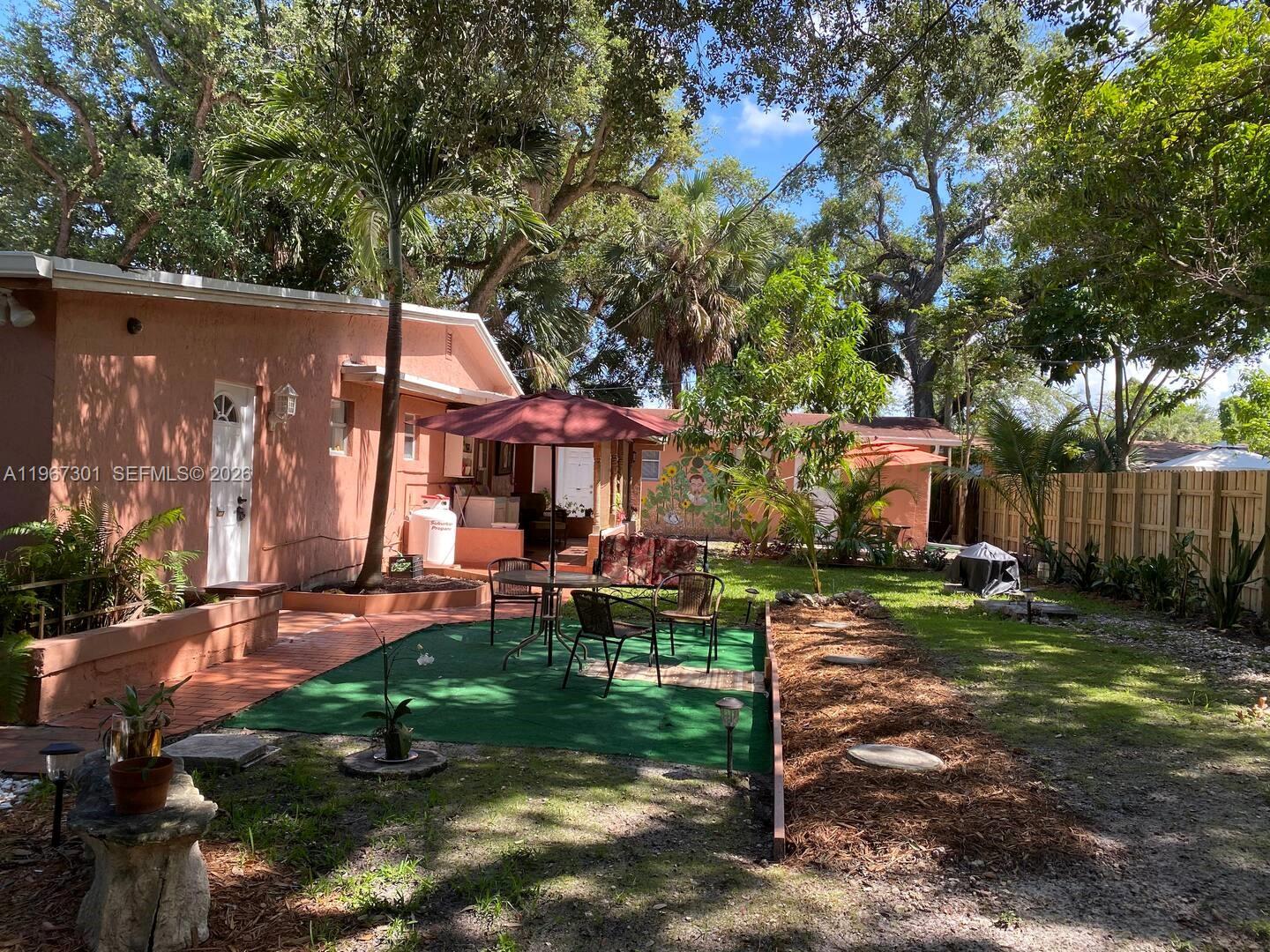 1760 Northeast 144th Street Miami, FL 33181 - Photo 15 of 22