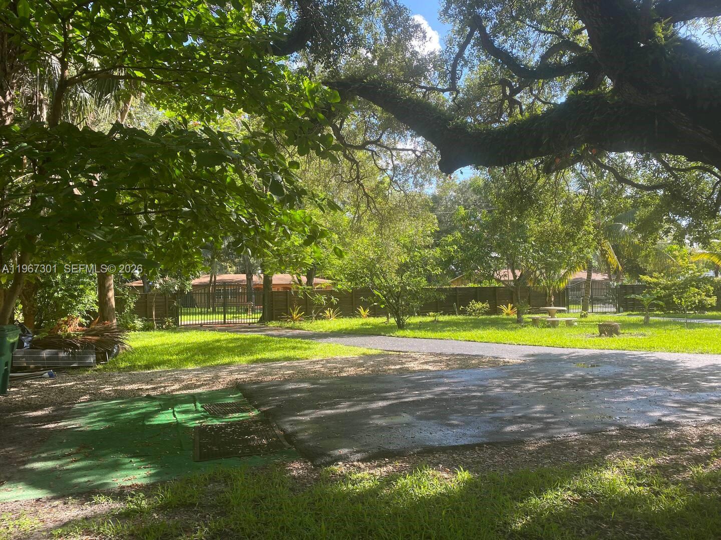 1760 Northeast 144th Street Miami, FL 33181 - Photo 22 of 22