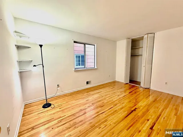 $2,200 | 532 Cross Street, Unit 3, Harrison, NJ 07029