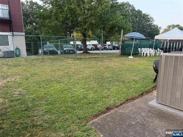 $2,200 | 532 Cross Street, Unit 3, Harrison, NJ 07029