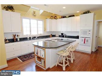 85 Kingston Road Media, PA 19063 - Photo 4 of 12 Kitchen