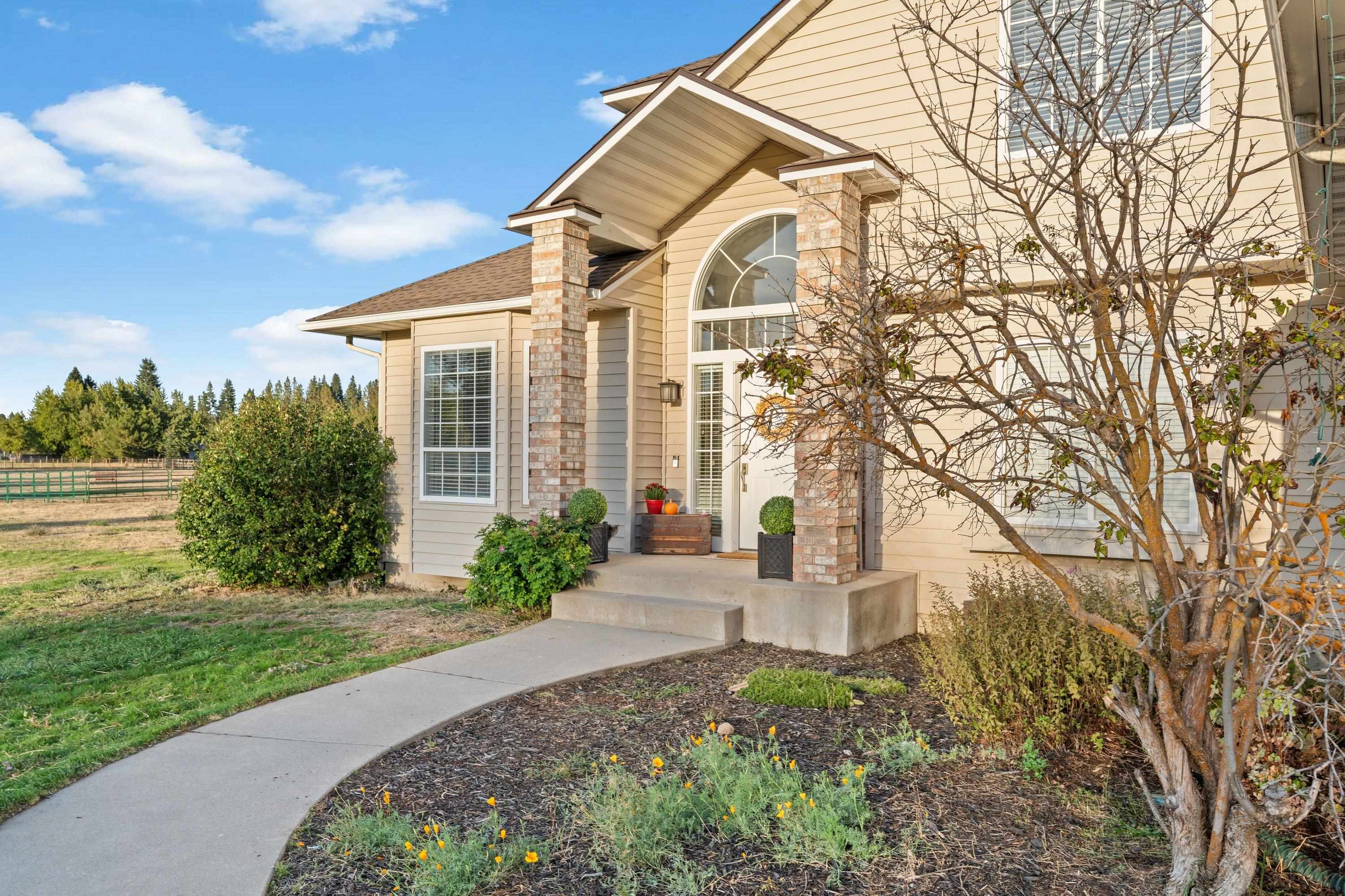 1029 West Crestview Road Spokane, WA 99224 - Photo 3 of 50 Gallery Image 3