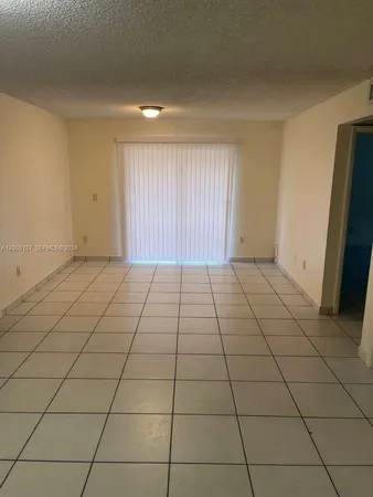$2,450 | 9712 Hammocks Boulevard, Unit 20230, Miami, FL 33196