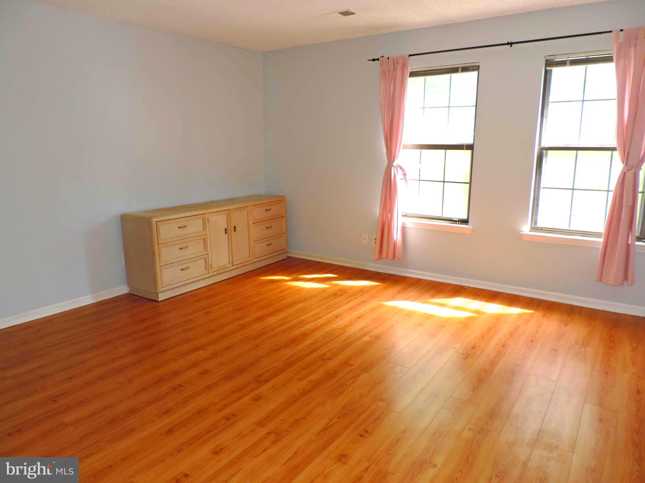 1148 Bartlett Road, Unit 112 Chesterbrook, PA 19087 - Photo 9 of 22 Master Bedroom