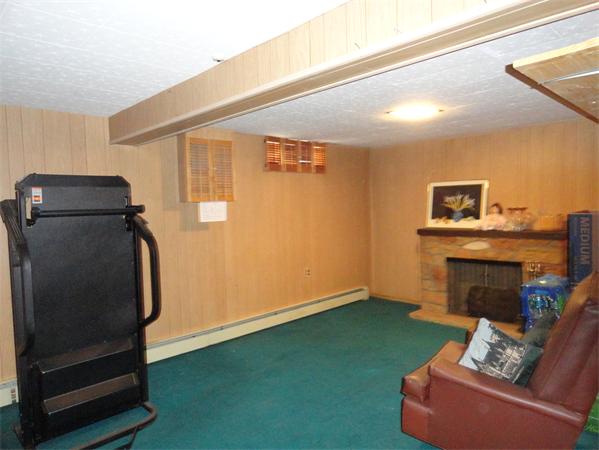 10 Victor Road Framingham, MA 01702 - Photo 16 of 20 Gallery Image 16