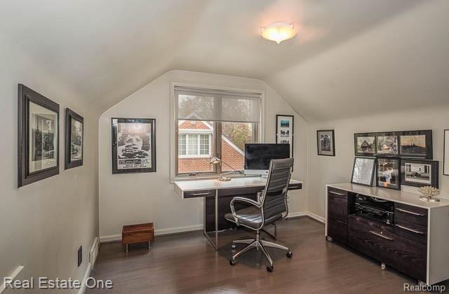 18230 Beverly Road Beverly Hills, MI 48025 - Photo 27 of 47