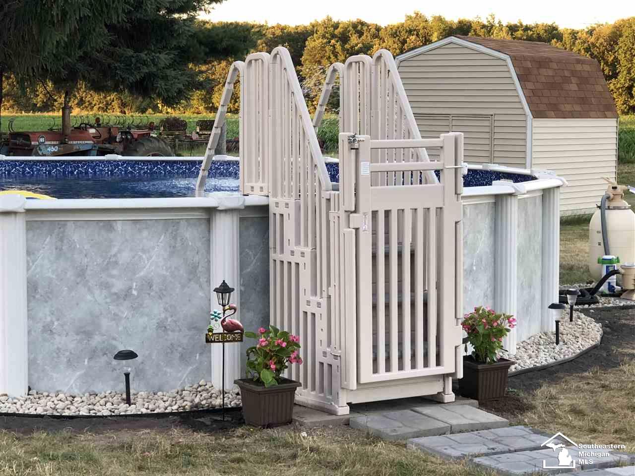 9664 Exeter Road Carleton, MI 48117 - Photo 6 of 24