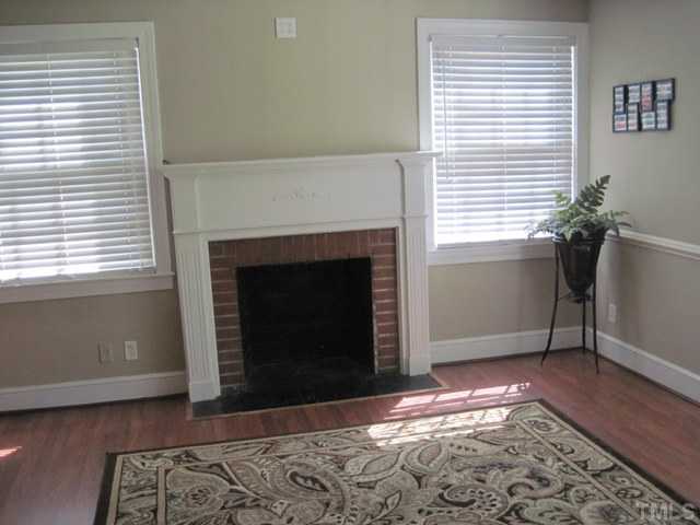 207 Grove Street Clinton, NC 28328 - Photo 2 of 9 Gallery Image 2