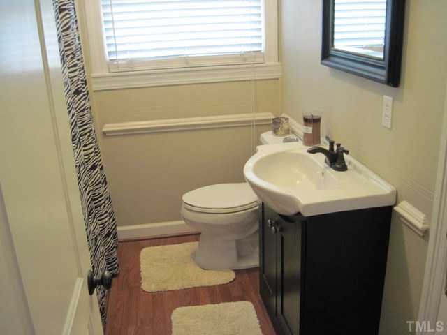 207 Grove Street Clinton, NC 28328 - Photo 6 of 9 Gallery Image 6