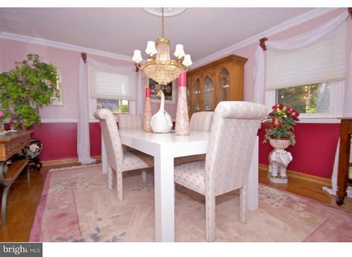 314 Hemlock Lane Springfield, PA 19064 - Photo 8 of 25 Dining Room