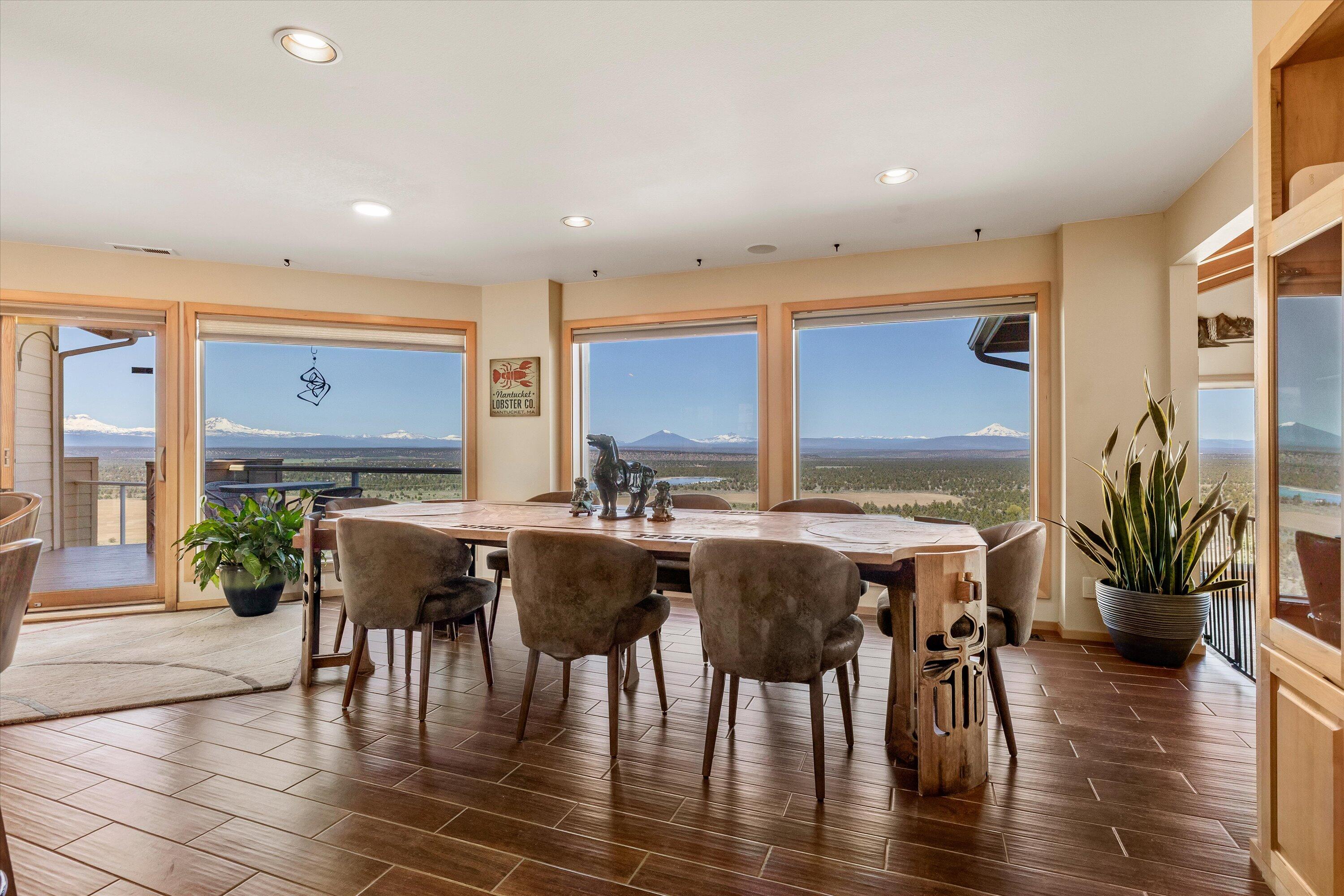 3124 Northwest Lynch Way Redmond, OR 97756 - Photo 14 of 89 Oversized dining area with panoramic viewing window
