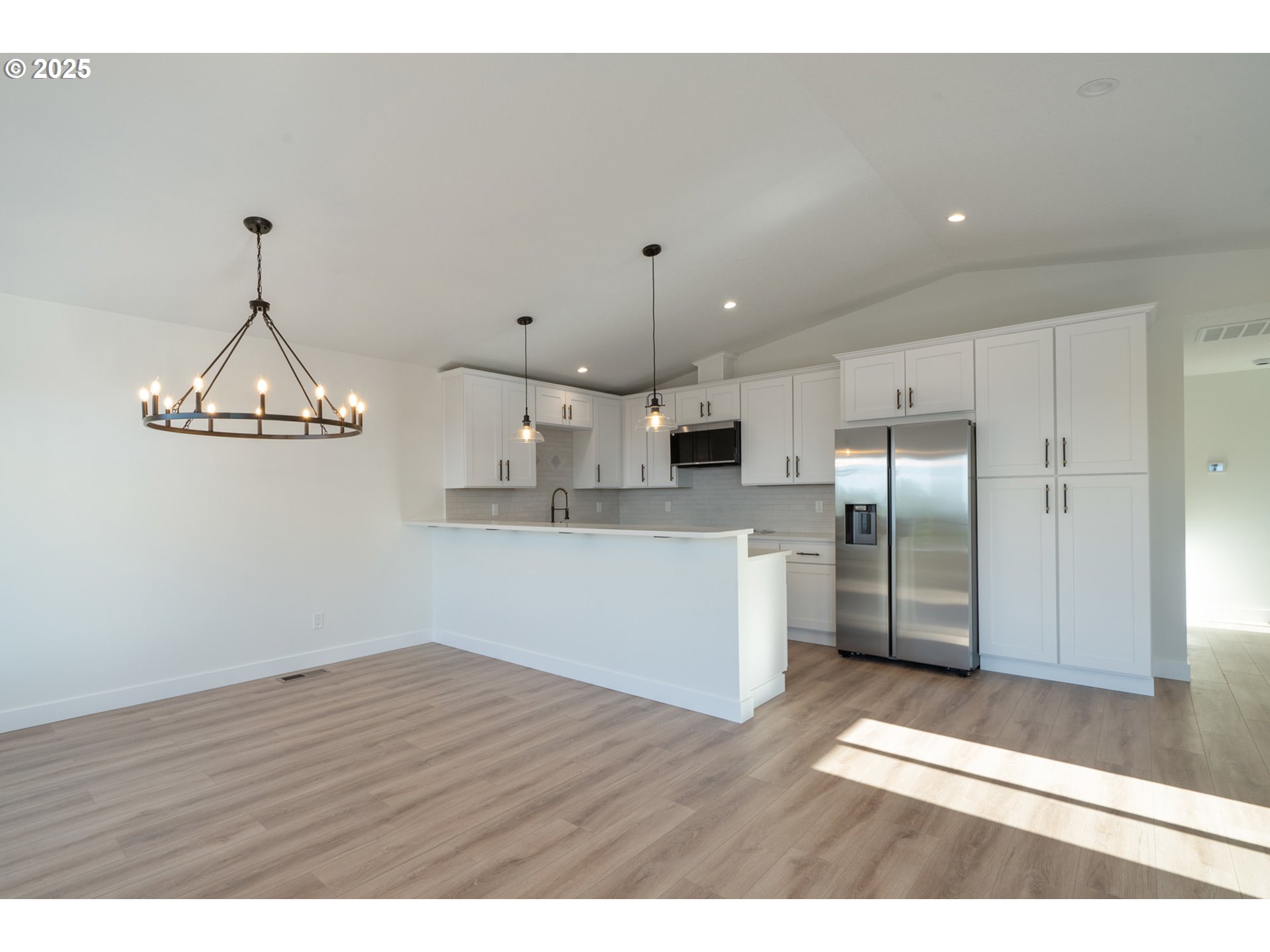 110 Crescent Street Tillamook, OR 97141 - Photo 14 of 39