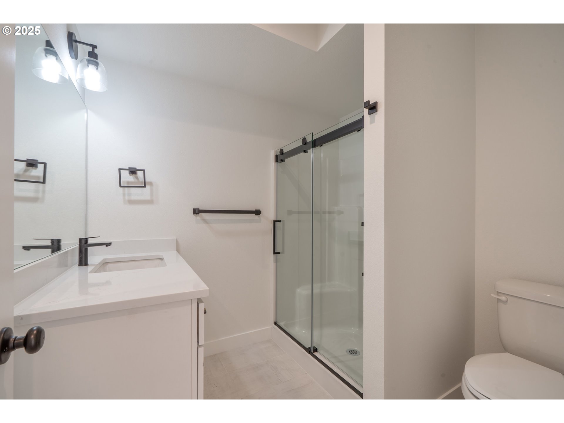 110 Crescent Street Tillamook, OR 97141 - Photo 26 of 39