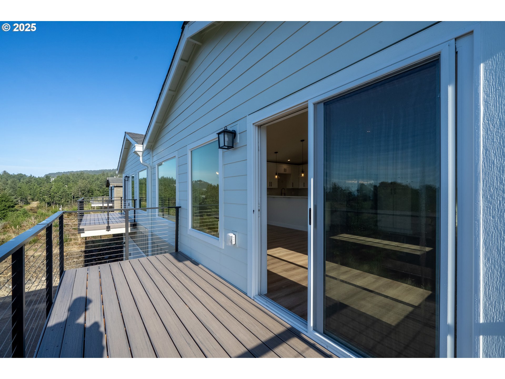 110 Crescent Street Tillamook, OR 97141 - Photo 8 of 39