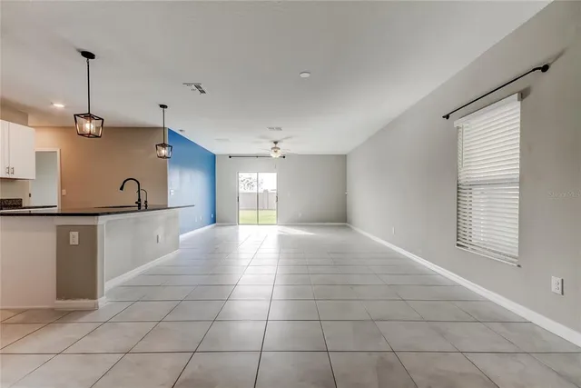 $424,999 | 31592 Barrel Wave Way, Wesley Chapel, FL 33545