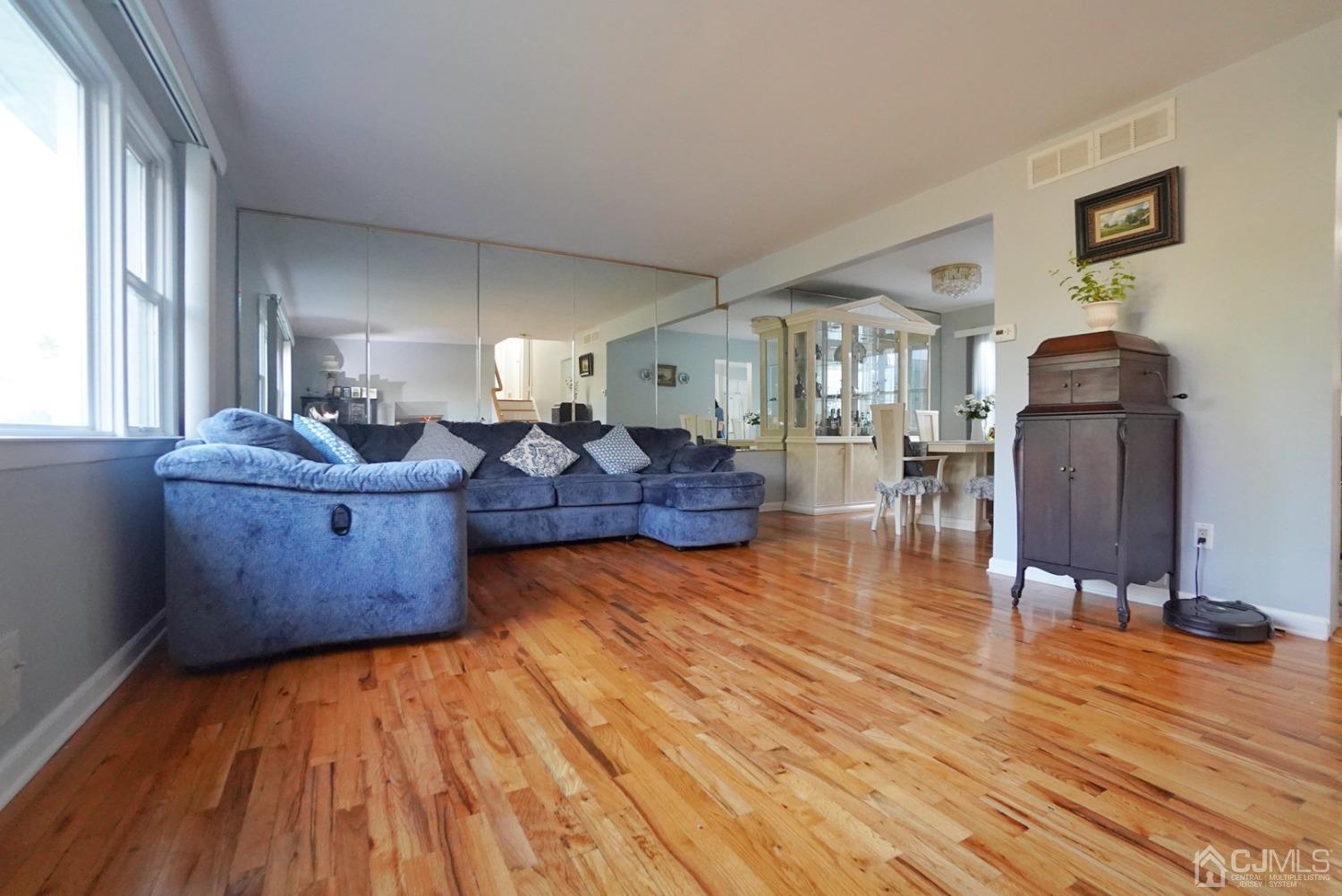 60 Annette Drive Edison, NJ 08820 - Photo 21 of 69 a living room with furniture and wooden floor