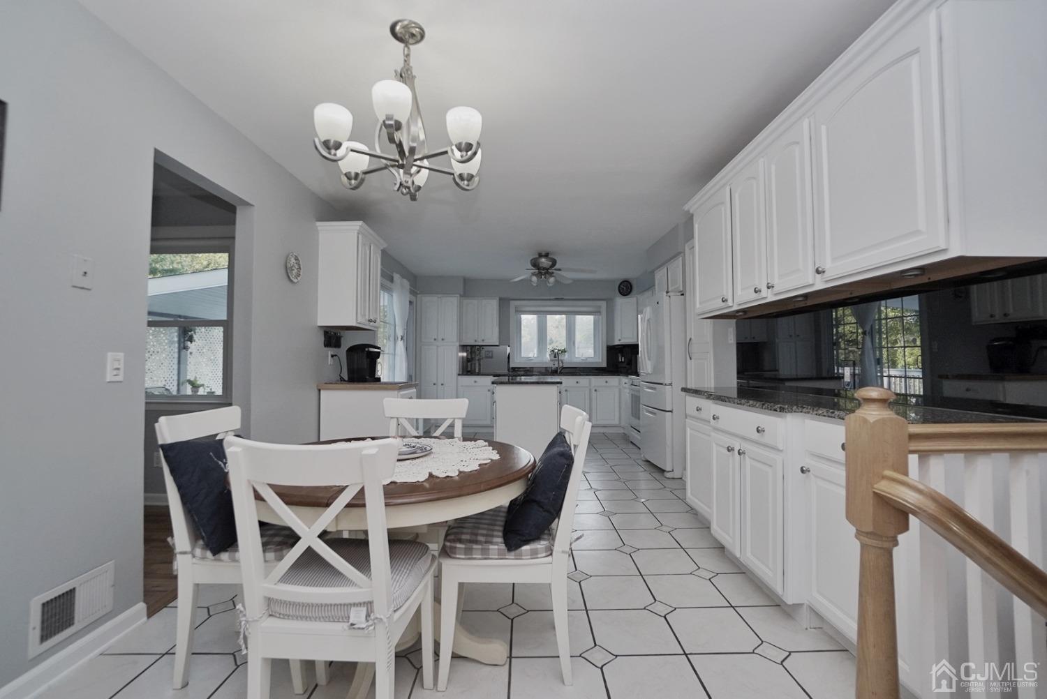 60 Annette Drive Edison, NJ 08820 - Photo 27 of 69