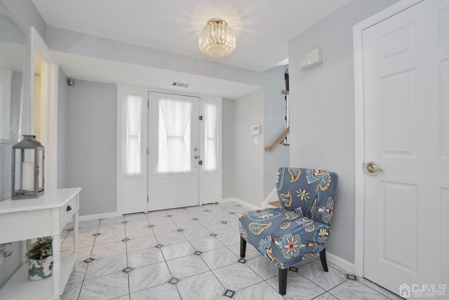 60 Annette Drive Edison, NJ 08820 - Photo 4 of 69