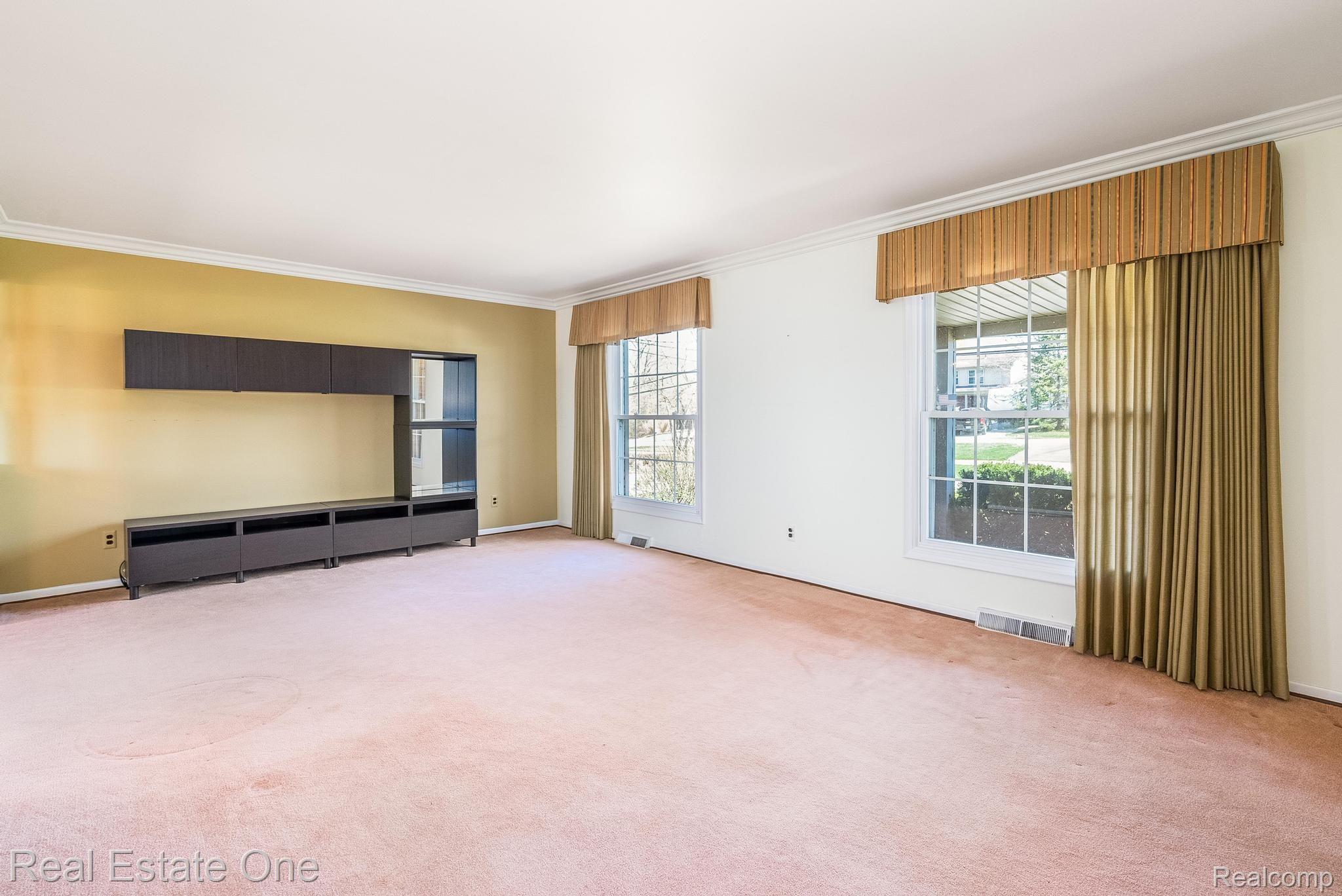 23125 Meadowbrook Road Novi, MI 48375 - Photo 22 of 49 Gallery Image 22