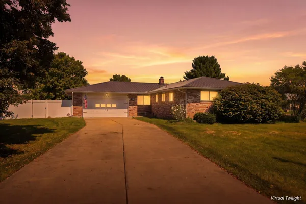 $279,900 | 664 Edgefield Drive, Marion, OH 43302