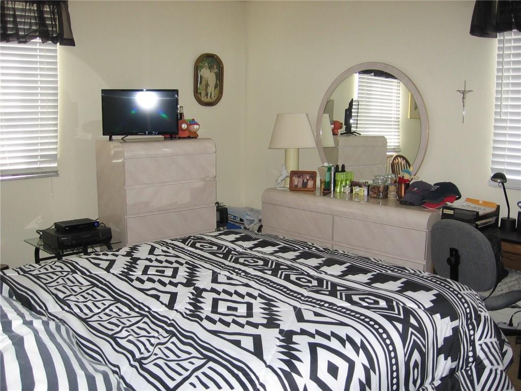 220 Coraopolis Road, Unit E9 Coraopolis, PA 15108 - Photo 12 of 21 Gallery Image 12