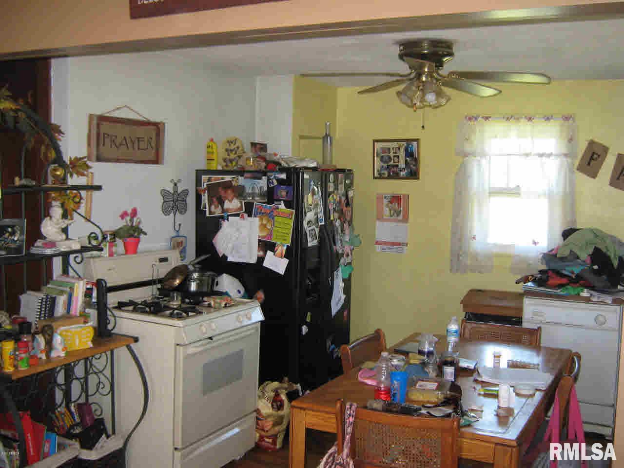 10692 East Freesia Road Mount Vernon, IL 62864 - Photo 4 of 10 Gallery Image 4