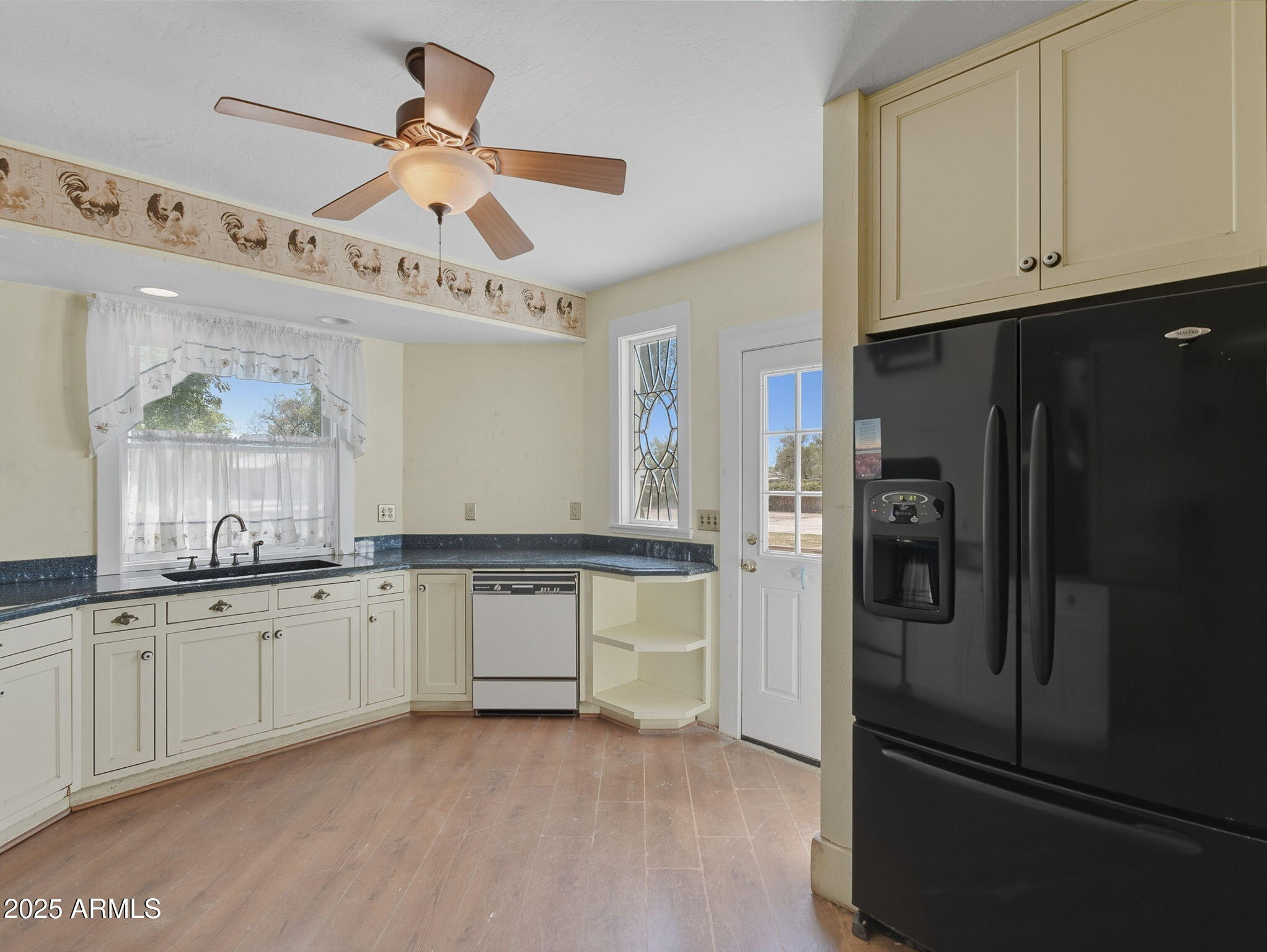 2353 East Brown Road Mesa, AZ 85213 - Photo 35 of 86 28-web-or-mls-Brown -28