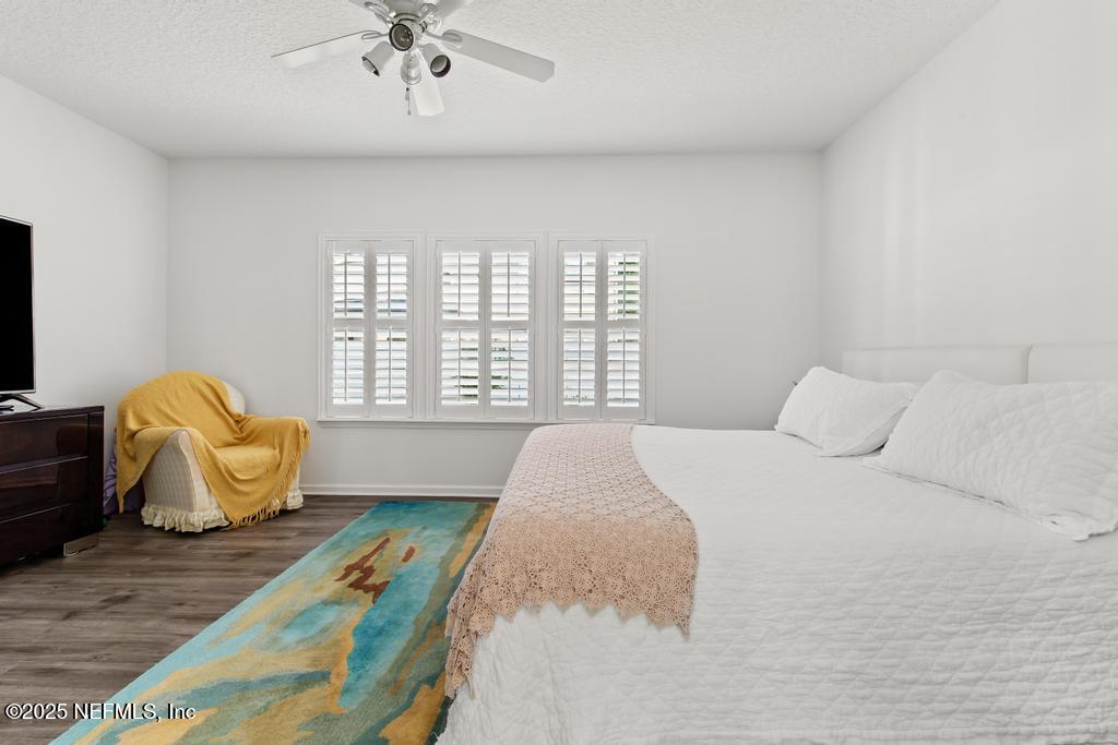 3139 Ashgrove Road Jacksonville, FL 32226 - Photo 45 of 81 a bedroom with a bed and a window