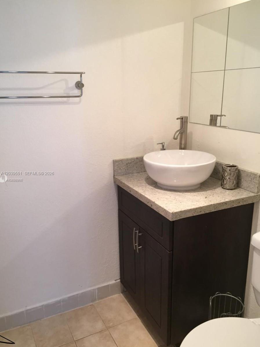 14005 Southwest 67th Terrace Miami, FL 33183 - Photo 17 of 23