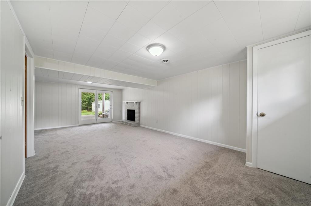 331 East Union Road Cheswick, PA 15024 - Photo 17 of 26 a view of empty room with windows