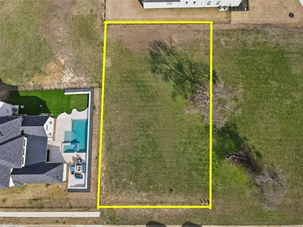 $239,900 | 1918 Running Deer Lane, Gunter, TX 75058