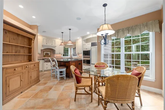 $699,000 | 3525 Northwest 18th Avenue, Gainesville, FL 32605