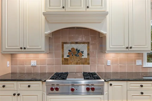 $699,000 | 3525 Northwest 18th Avenue, Gainesville, FL 32605