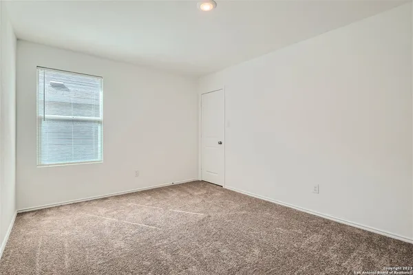 $1,550 | 13922 Wool Park, San Antonio, TX 78252