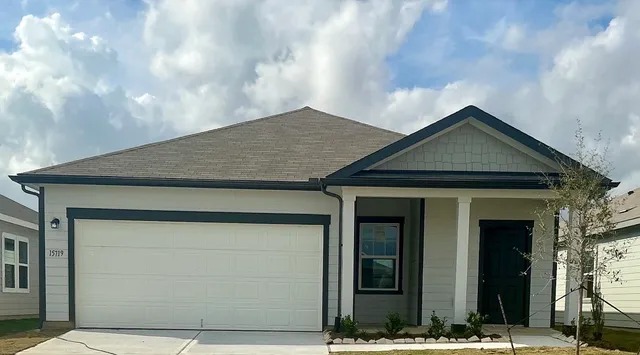 $204,990 | 15719 Lone Juniper Drive, Crosby, TX 77532