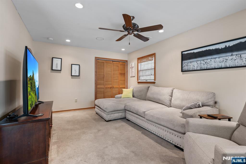 114 Lopez Road Cedar Grove, NJ 07009 - Photo 16 of 34 Gallery Image 16