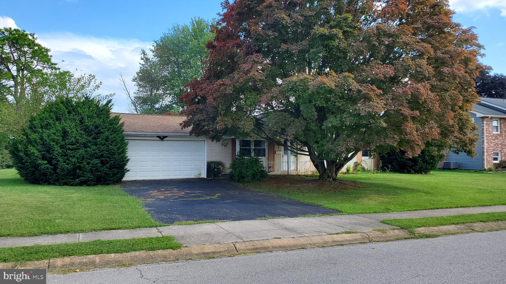 415 Spring Forge Drive Spring Grove, PA 17362 - Photo 3 of 43