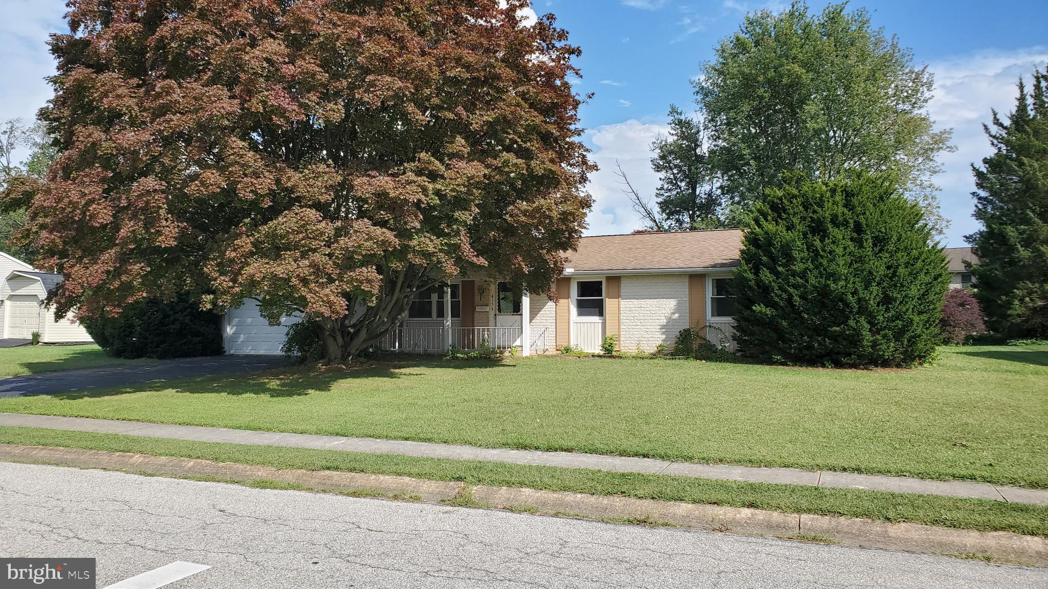 415 Spring Forge Drive Spring Grove, PA 17362 - Photo 4 of 43