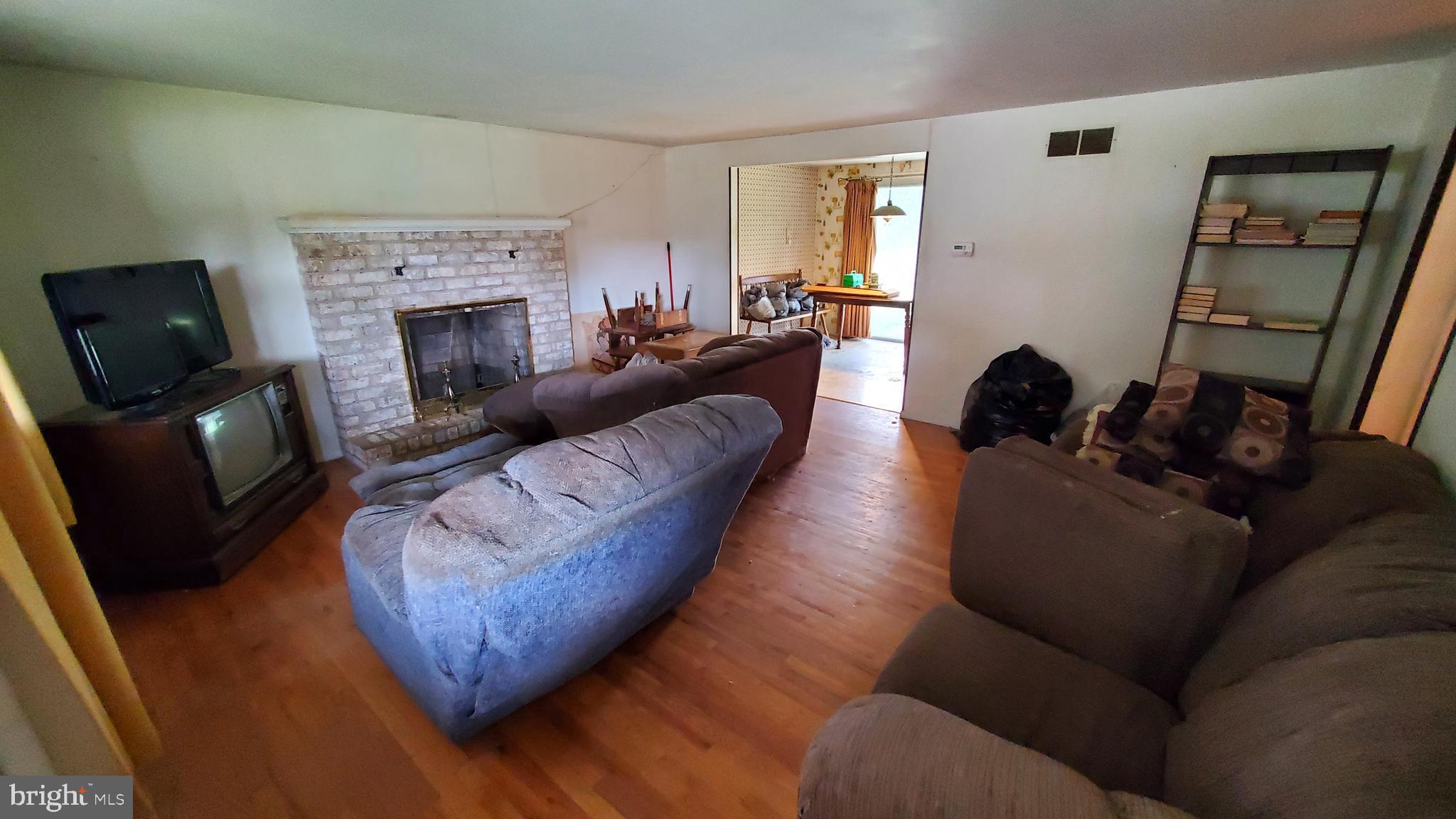 415 Spring Forge Drive Spring Grove, PA 17362 - Photo 9 of 43