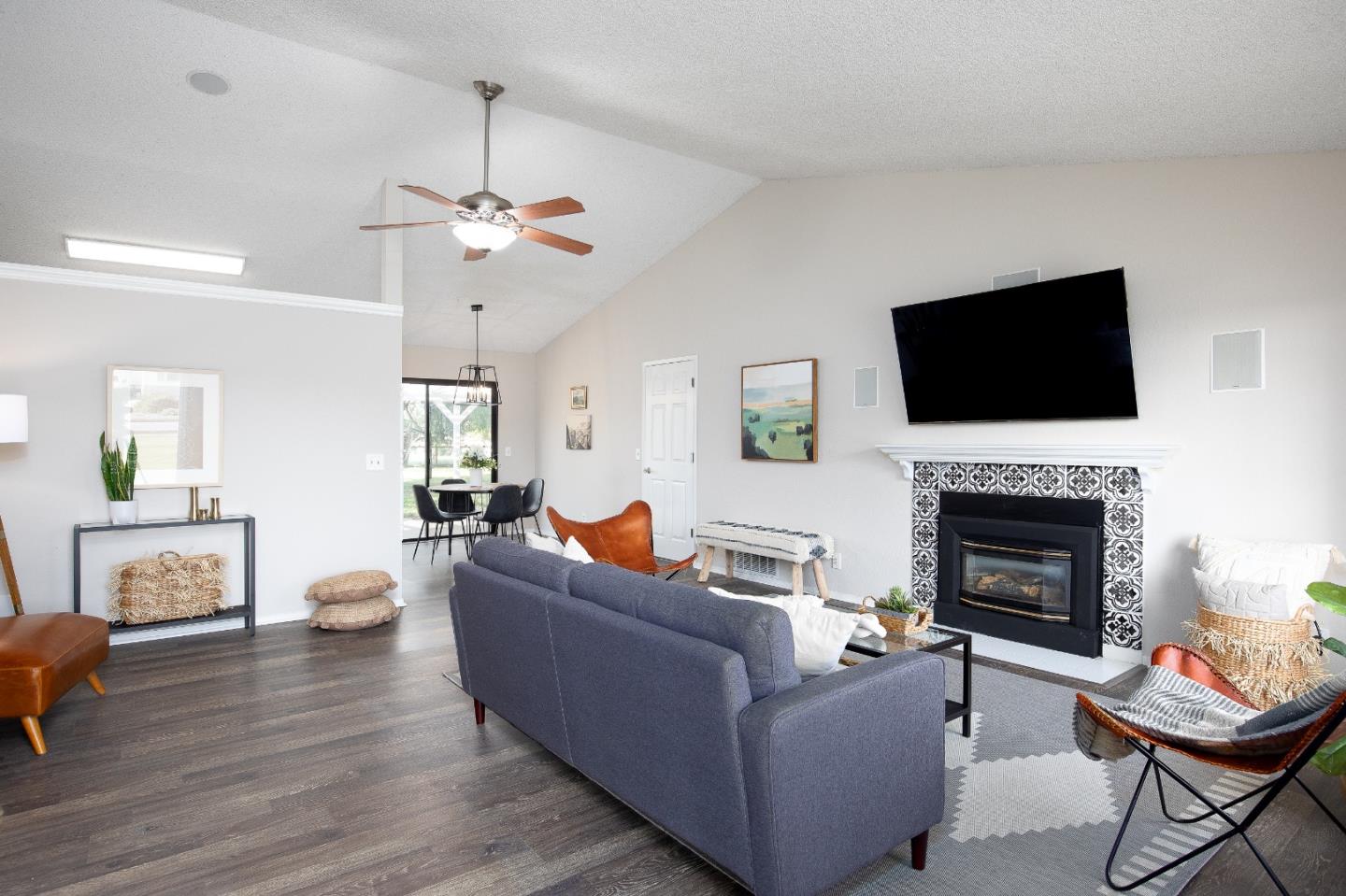 20 Easton Road Watsonville, CA 95076 - Photo 3 of 24 Gallery Image 3