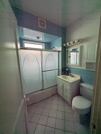 $2,400 | 190 Maplewood Street, Unit 1, Watertown, MA 02472