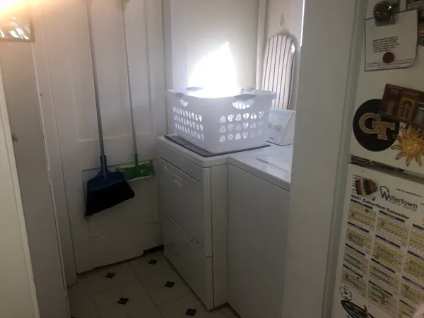 $2,400 | 190 Maplewood Street, Unit 1, Watertown, MA 02472