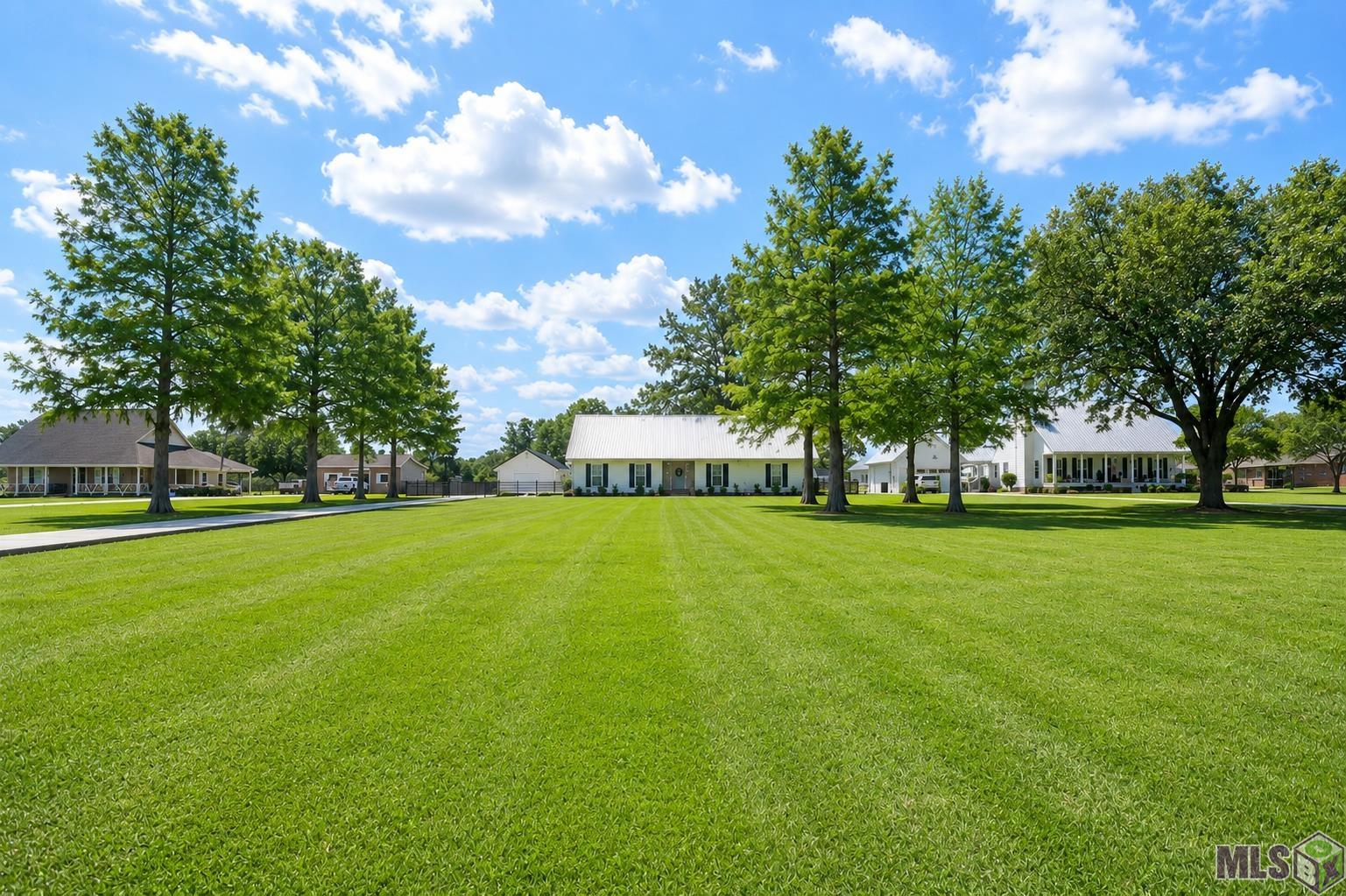 775 Lefort Bypass Road Thibodaux, LA 70301 - Photo 2 of 22 Gallery Image 2