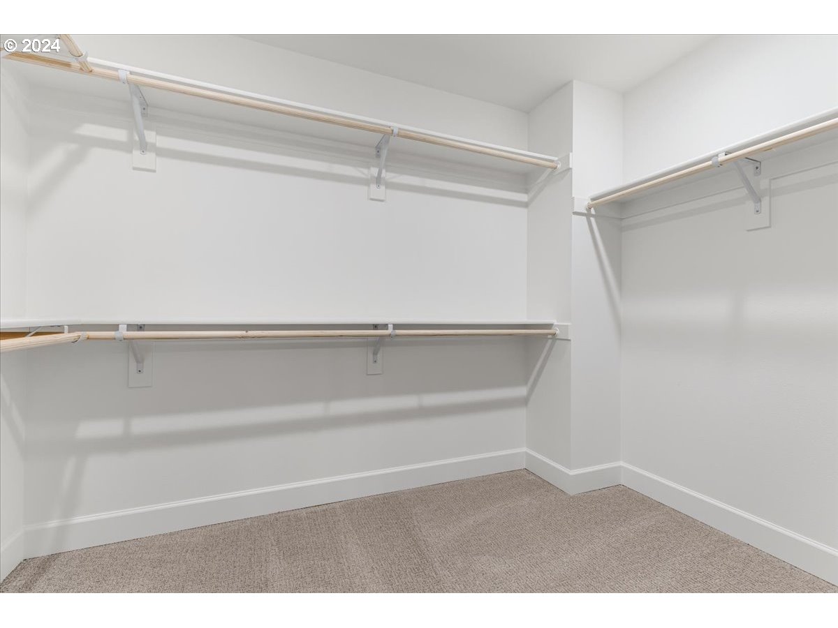 12156 Southwest Strobel Road Beaverton, OR 97007 - Photo 30 of 35 Gallery Image 30