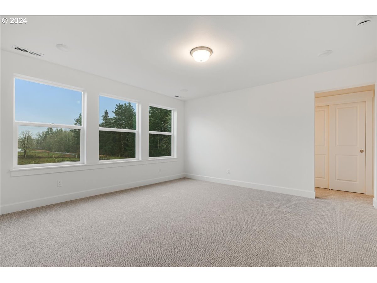 12156 Southwest Strobel Road Beaverton, OR 97007 - Photo 32 of 35 Gallery Image 32