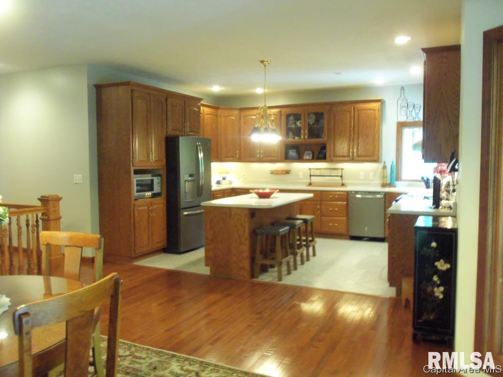4084 Mill Stone Drive Springfield, IL 62711 - Photo 4 of 22