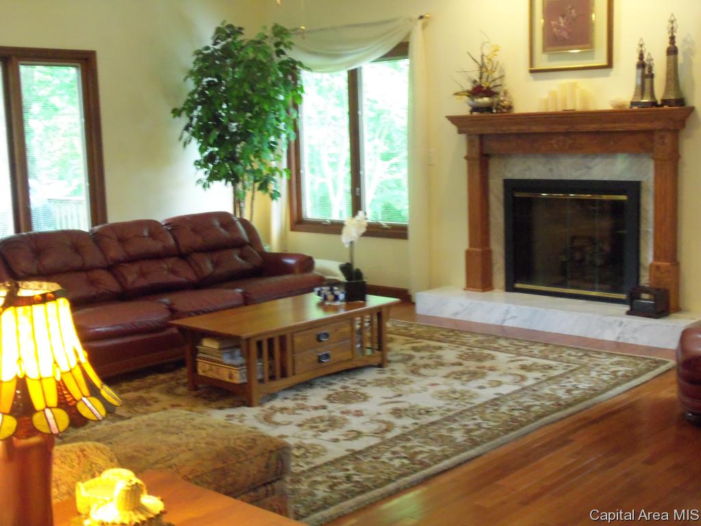 4084 Mill Stone Drive Springfield, IL 62711 - Photo 9 of 22