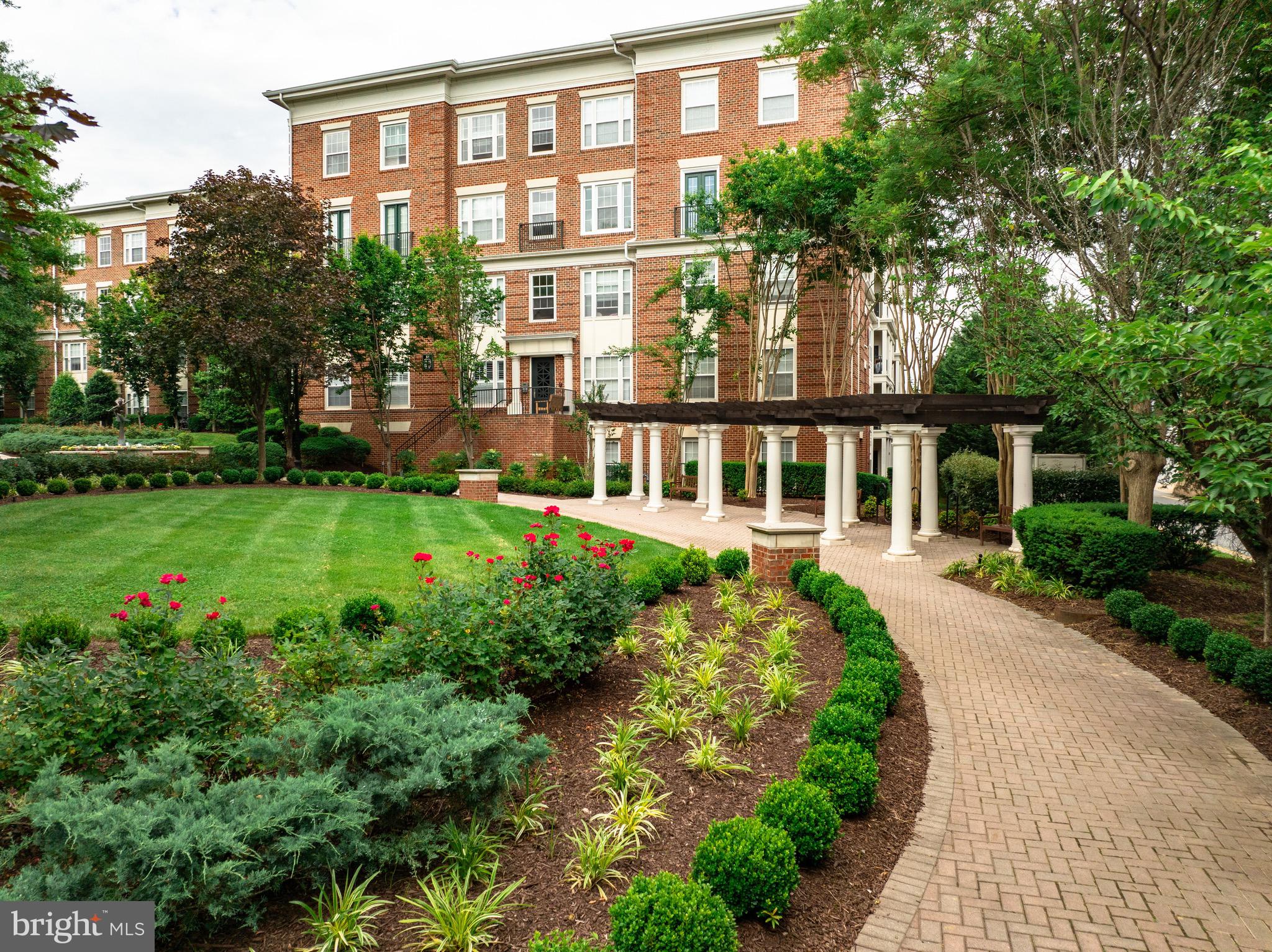 31 Booth Street, Unit 351 Gaithersburg, MD 20878 - Photo 36 of 46