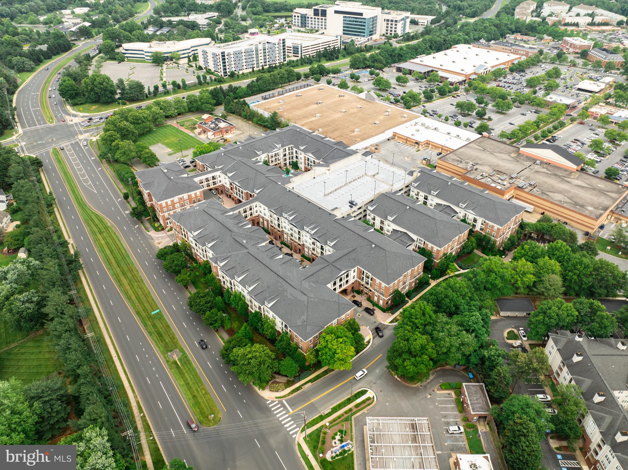 31 Booth Street, Unit 351 Gaithersburg, MD 20878 - Photo 38 of 46