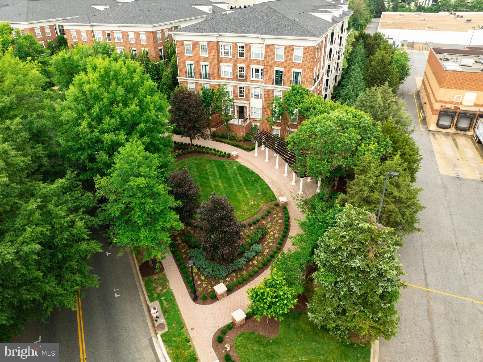 31 Booth Street, Unit 351 Gaithersburg, MD 20878 - Photo 40 of 46